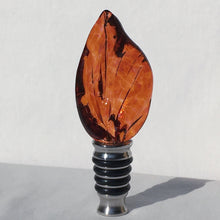 Load image into Gallery viewer, Stoppers with Glass Leaf