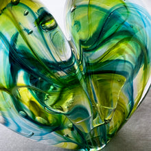 Load image into Gallery viewer, Itty Bitty - Blown Glass Ultra Bright Heart
